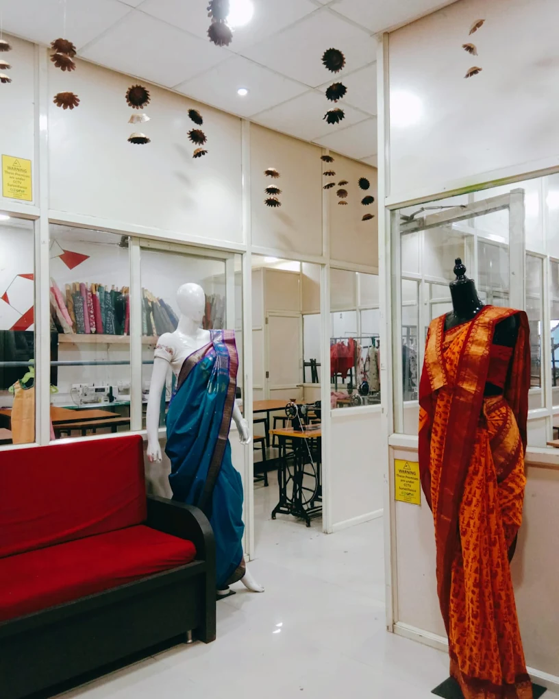 Idt Dhule – Interior Design & Fashion Design education hub