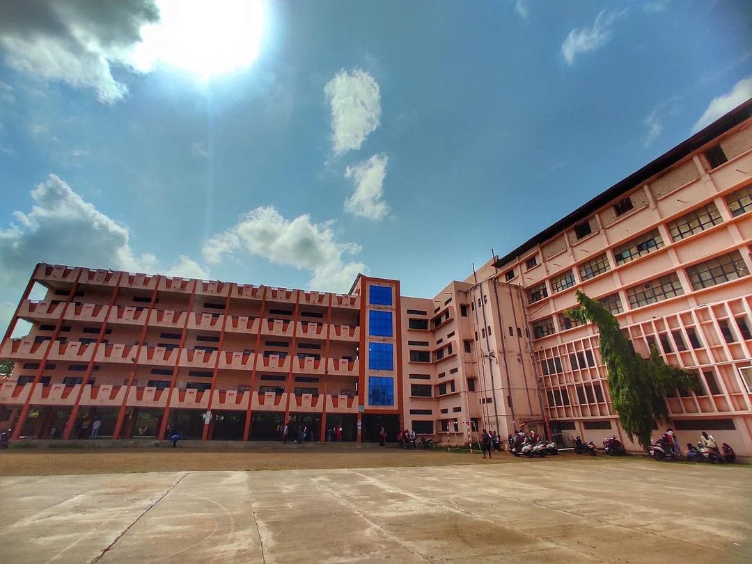 Zulal Bhilajirao Patil College